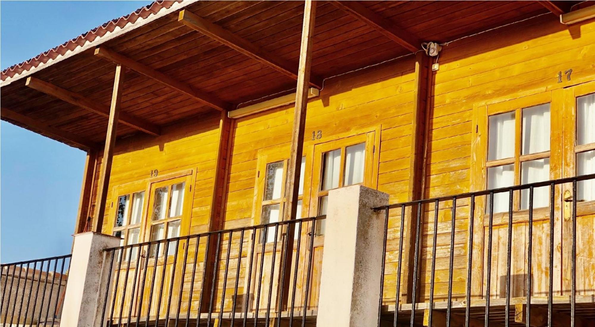 Camping Fuente De Piedra Exterior photo