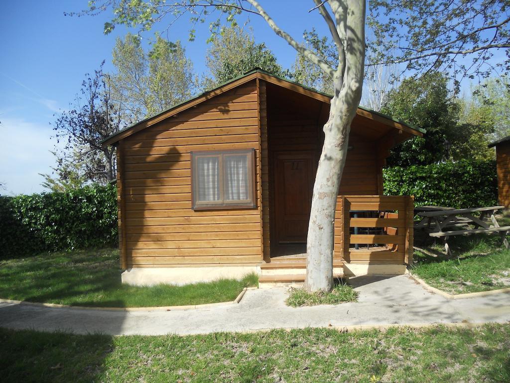 Camping Fuente De Piedra Exterior photo