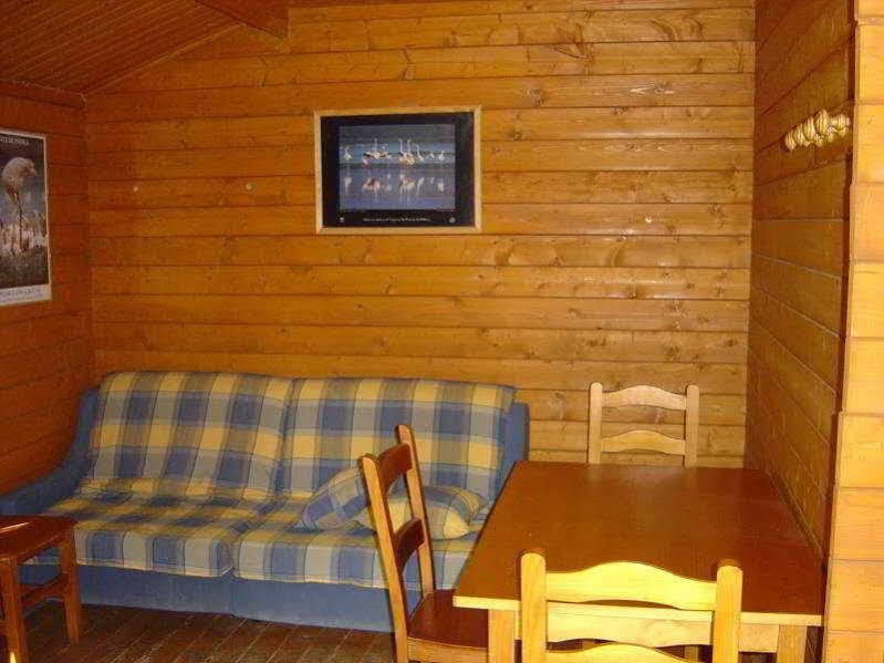 Camping Fuente De Piedra Exterior photo